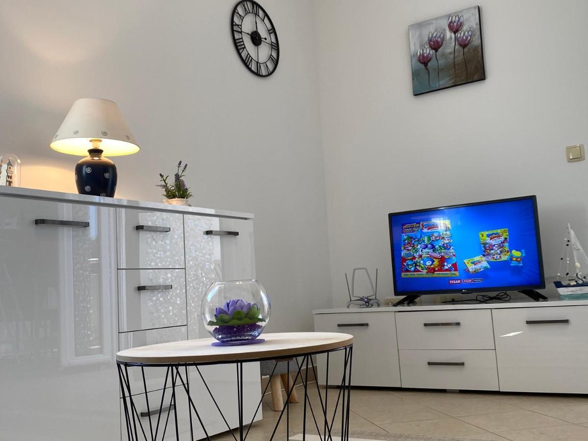 Apartment Tihana Trogir Eksteriør bilde
